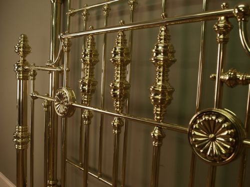 fig 1. Victorian Hoskins & Sewell 4ft6 Brass Bed (Double)
