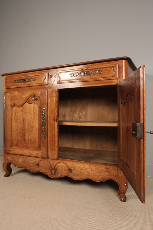 fig 2. Superb Solid Oak French Dresser Base
