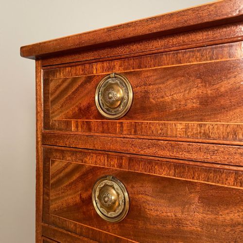 fig 1. George III Mahogany Chest of Drawers