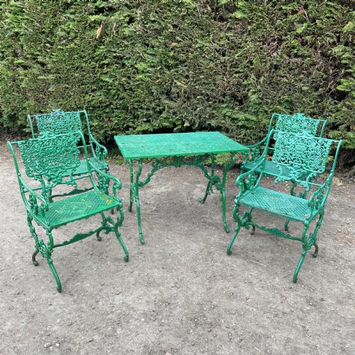 early 20th c set of garden table chairs - CATEGORY: ANTIQUE FURNITURE - DATED 1910