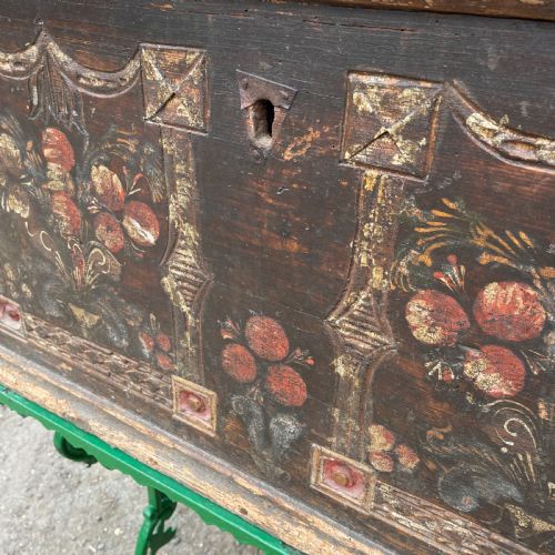 19THC AUSTRIANHUNGARIAN MARRIAGE CHEST - ADDITIONAL PHOTO 7