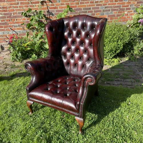 HAND DYED DEEP BUTTONED LEATHER WING ARMCHAIR C 1920 - ADDITIONAL PHOTO 2