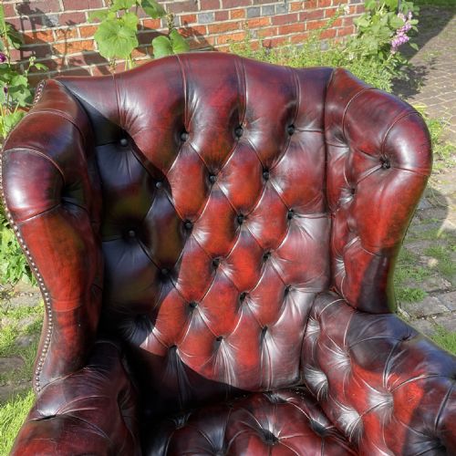 HAND DYED DEEP BUTTONED LEATHER WING ARMCHAIR C 1920 - ADDITIONAL PHOTO 7