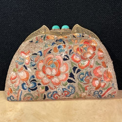 A Gorgeous Chinese Silk Embroidered Bag/ Purse