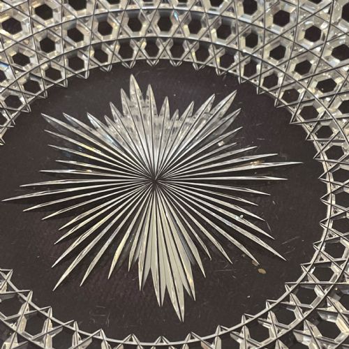 SET OF OF IRISH HOBNAIL CUT GLASS BOWLS AND MATCHING PLATES 16 - ADDITIONAL PHOTO 7