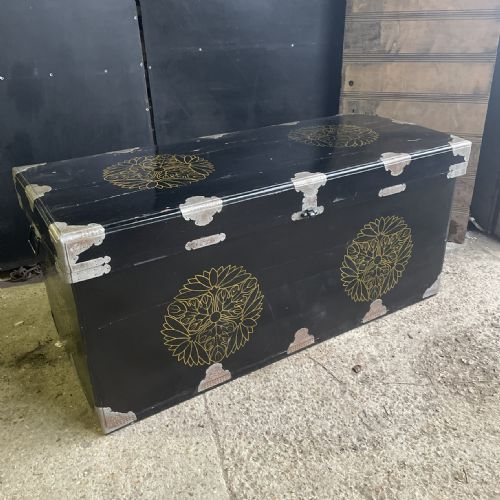 RARE JAPANESE LACQUER TRUNK NAGAMOCHI - ADDITIONAL PHOTO 2
