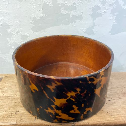 LARGE TORTOISHELL BOX C1930 - ADDITIONAL PHOTO 1