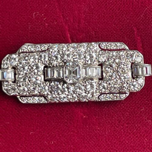 ART DECO DIAMOND PLATINUM BROOCH 48 CARATS - ADDITIONAL PHOTO 1