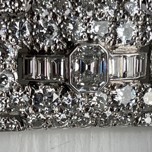 ART DECO DIAMOND PLATINUM BROOCH 48 CARATS - ADDITIONAL PHOTO 2