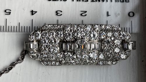 ART DECO DIAMOND PLATINUM BROOCH 48 CARATS - ADDITIONAL PHOTO 8