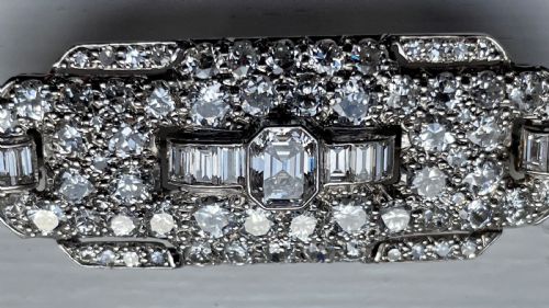 ART DECO DIAMOND PLATINUM BROOCH 48 CARATS - ADDITIONAL PHOTO 11