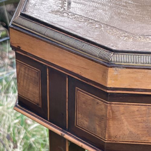 EARLY 19TH SATINWOOD INLAID WORK TABLE - ADDITIONAL PHOTO 8