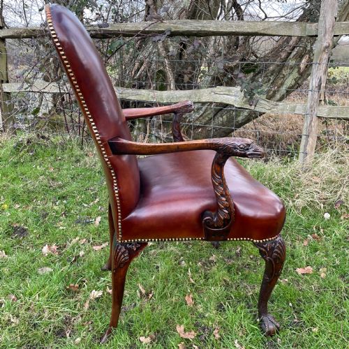 GEORGE II STYLE CARVED WALNUT ARMCHAIR IN LEATHER C1900 - ADDITIONAL PHOTO 6