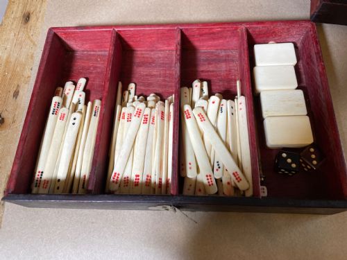 CHINESE HUALI WOOD MAHJONG SET C1900 - ADDITIONAL PHOTO 7