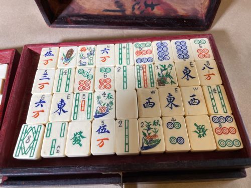 CHINESE HUALI WOOD MAHJONG SET C1900 - ADDITIONAL PHOTO 10
