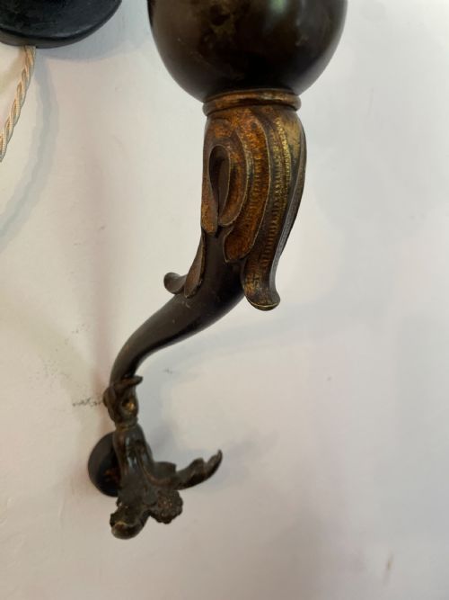 A LARGE 19TH CENTURY BRONZE PARCEL GILT FIGURAL WALL LIGHT - ADDITIONAL PHOTO 17