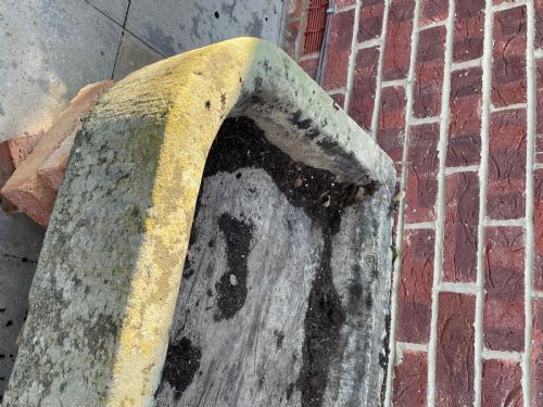 LARGE EARLY 19THC COTSWOLD STONE TROUGH - ADDITIONAL PHOTO 3