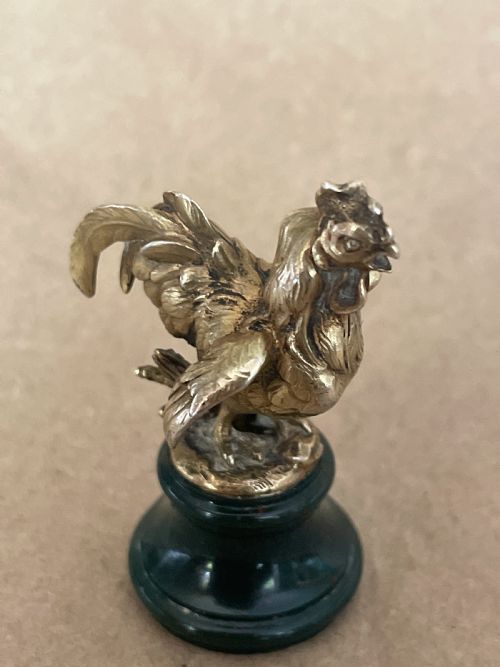 19TH C FRENCH SILVER GILT NOVELTY DESK SEAL IN THE FORM OF A COCKEREL BONNE CHANCE - ADDITIONAL PHOTO 4