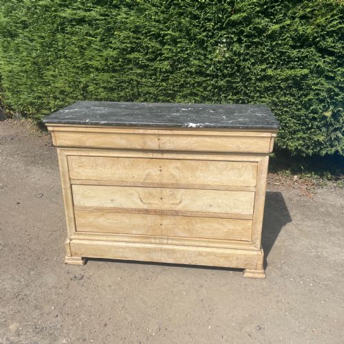 A LOUIS PHILLIPE BLEACHED BURR ELM COMMODE - ADDITIONAL PHOTO 1