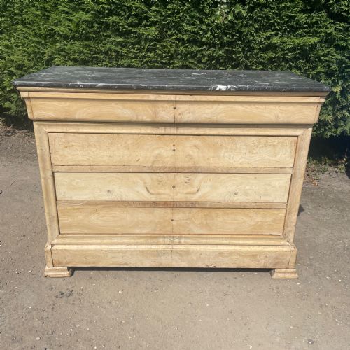 A LOUIS PHILLIPE BLEACHED BURR ELM COMMODE - ADDITIONAL PHOTO 5