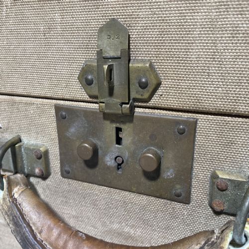 AN ART DECO HERMES SUITCASE DATING FROM THE 1920S - ADDITIONAL PHOTO 6