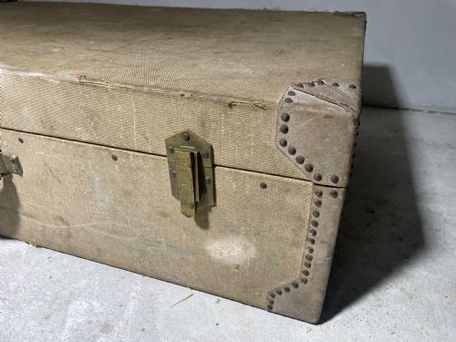 AN ART DECO HERMES SUITCASE DATING FROM THE 1920S - ADDITIONAL PHOTO 12