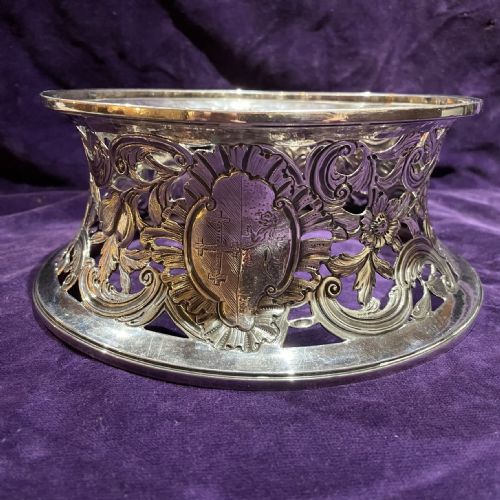 a wonderful george iii irish silver dish ring dublin - CATEGORY: ANTIQUE SILVER - DATED 18TH CENTURY