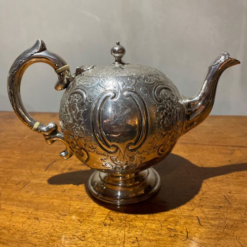 GEORGE III SILVER TEA POT LONDON 1797 WILLIAM THEOBOLDS - ADDITIONAL PHOTO 1