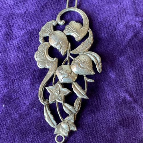 ANTIQUE STRAIGHTS CHINESE SILVER BED HOOKS LATE 19TH C - ADDITIONAL PHOTO 2