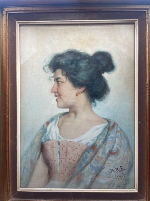 ITALIAN PORTRAIT OF YOUNG WOMAN WATERCOLOUR ON PAPER SIGNED MRS 1910 - ADDITIONAL PHOTO 5