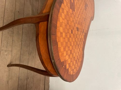 LOUIS XV STYLE PARQUETRY KIDNEY SHAPE DRESSING TABLE C1920 - ADDITIONAL PHOTO 5