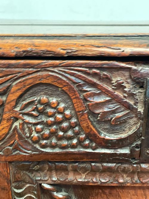WILLIAM MARY OAK COFFER - ADDITIONAL PHOTO 3