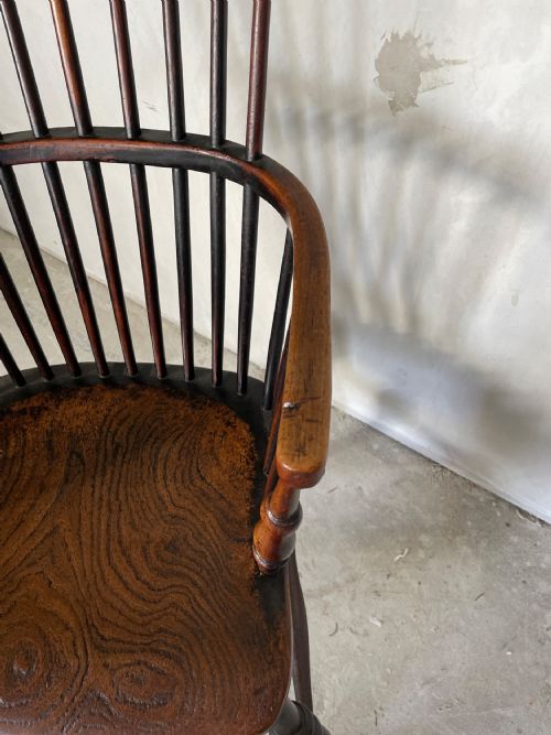 AN ELM FRUITWOOD WINDSOR CHAIR EARLY 19TH C - ADDITIONAL PHOTO 11
