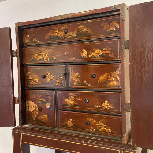 RED LACQUER CHINOISERIE CABINET ON STAND - ADDITIONAL PHOTO 4