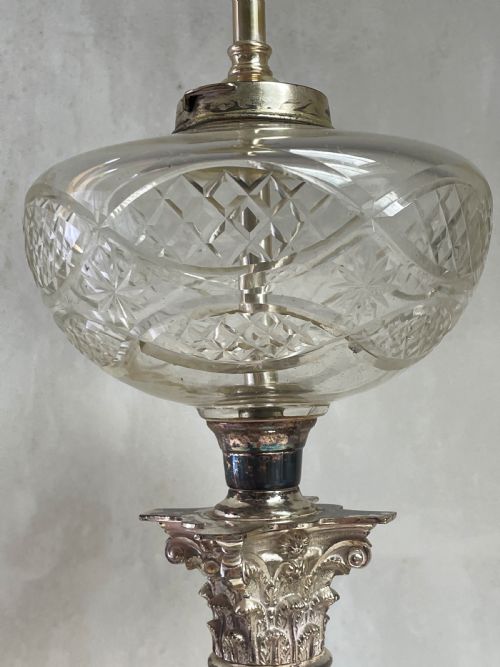 ANTIQUE CORINTHIAN COLUMN TABLE LAMP - ADDITIONAL PHOTO 10