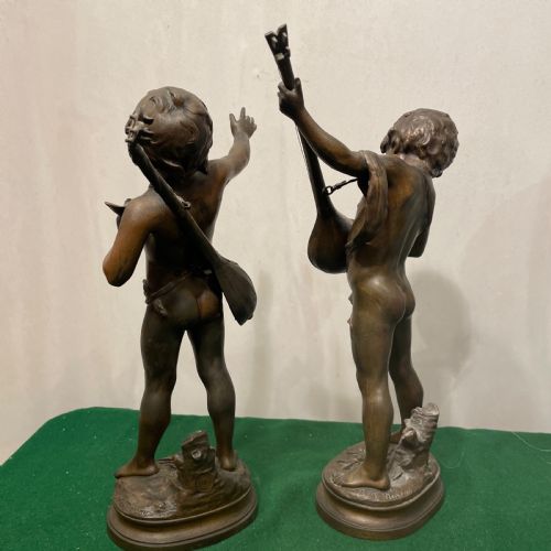 A PAIR OF FRENCH ANTIQUE BRONZE FIGURES OF MUSICIANS BY AUUSTE MOREAU - ADDITIONAL PHOTO 3