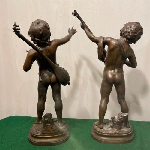A PAIR OF FRENCH ANTIQUE BRONZE FIGURES OF MUSICIANS BY AUUSTE MOREAU - ADDITIONAL PHOTO 4
