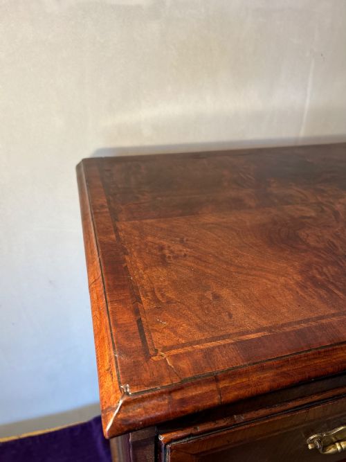 SMALL 18THC WALNUT BACHELORS CHEST - ADDITIONAL PHOTO 3