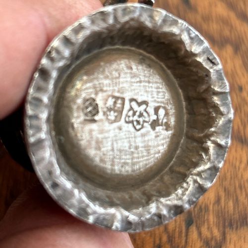 SMALL CONTINENTAL SILVER TANKARD DECORATED WITH CHERUBS HANAU LATE 19TH C - ADDITIONAL PHOTO 7