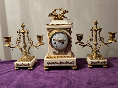 FRENCH WHITE MARBLE CLOCK SET BY RICHOND PARIS C 1870 - ADDITIONAL PHOTO 1
