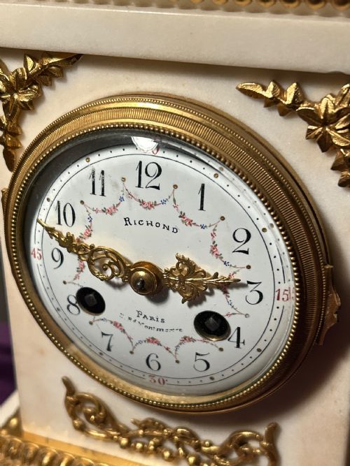 FRENCH WHITE MARBLE CLOCK SET BY RICHOND PARIS C 1870 - ADDITIONAL PHOTO 7