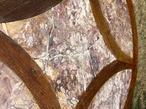 A GOOD QUALITY 19THC CHINESE HONGMU PINK MARBLE TABLE ON STAND - ADDITIONAL PHOTO 7