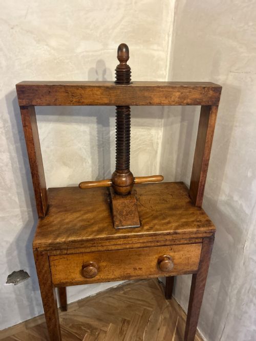 AN EARLY 19TH C FRUITWOOD BOOK PRESS TABLE - ADDITIONAL PHOTO 2