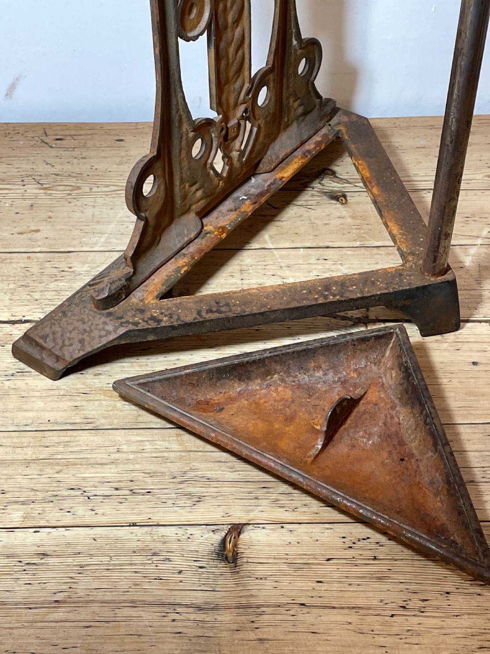 19thc corner stick stand in the Aesthetic taste View VII
