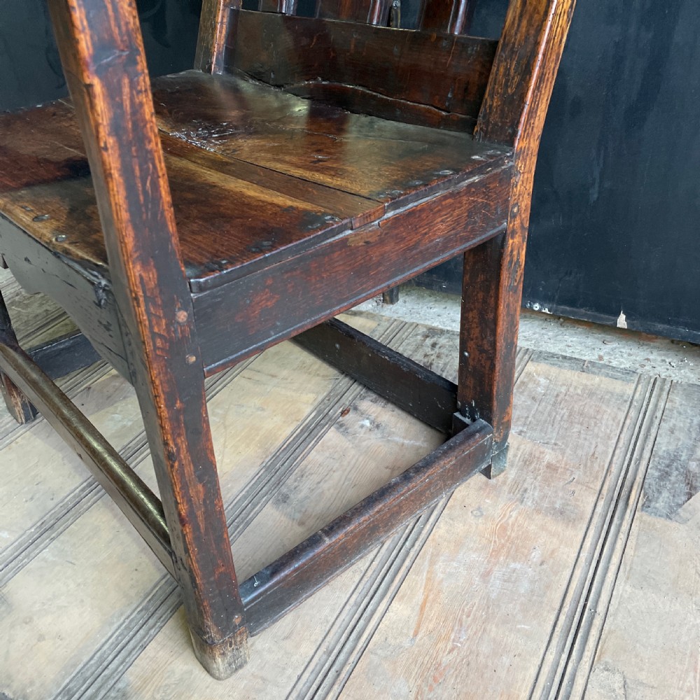 Late 17th century oak armchair View VII