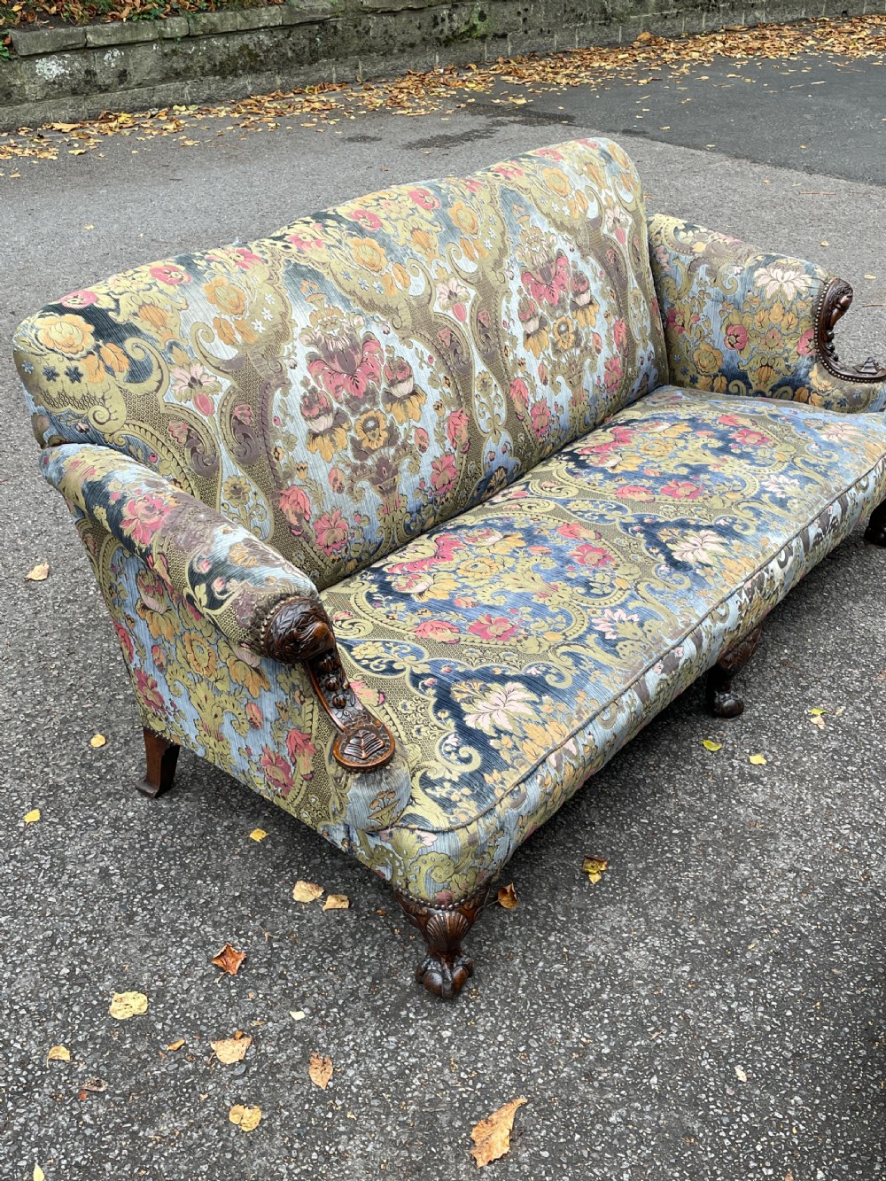 Finely carved George Ii style sofa c1890 View II