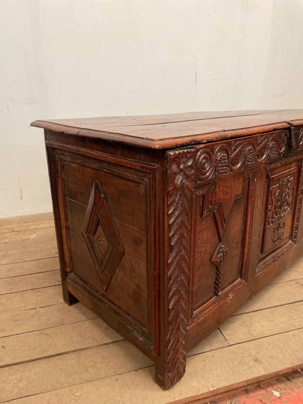 William & Mary Oak coffer  View IX