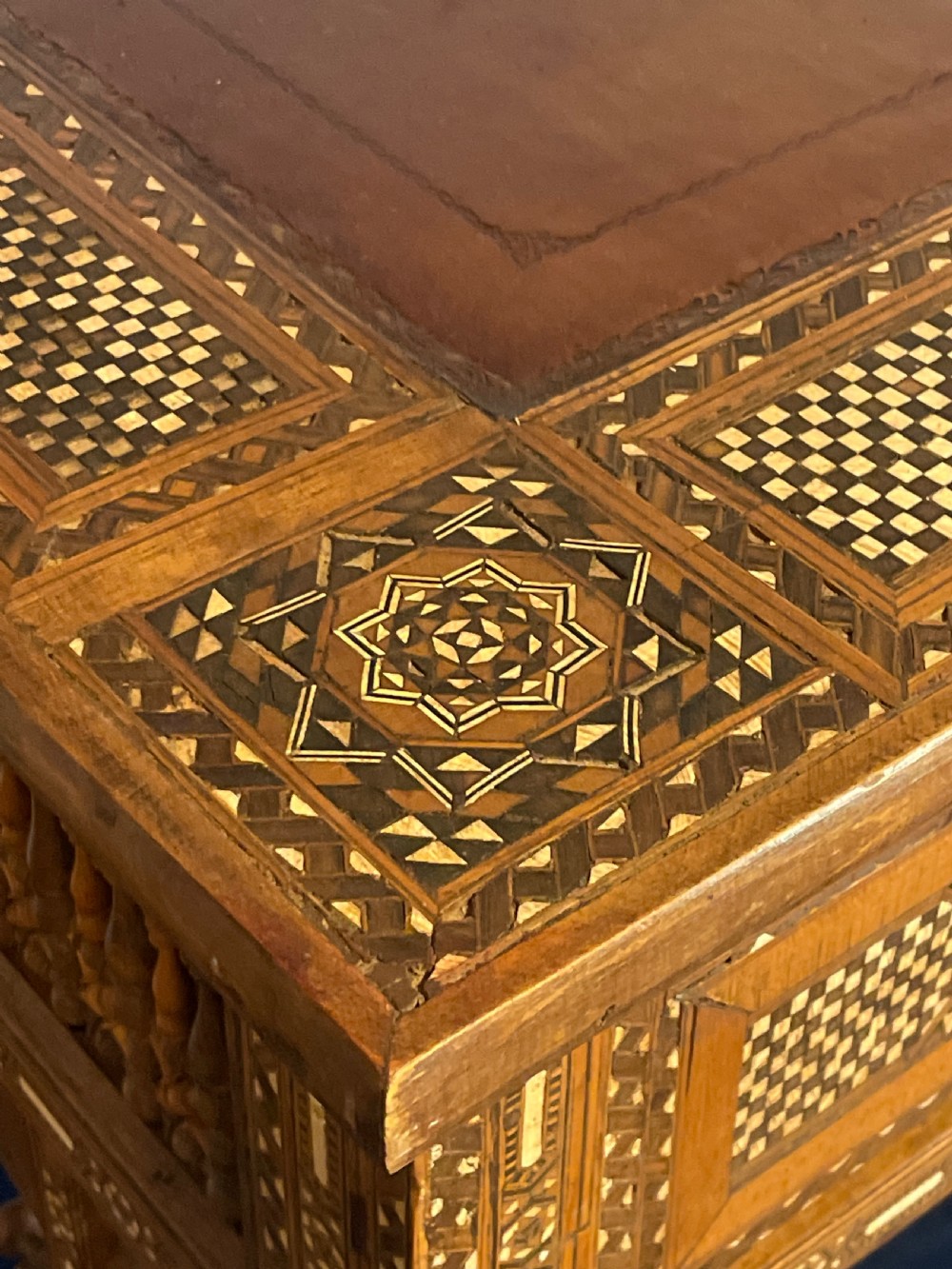 Wonderful Ottoman period Damascus ware Desk View III