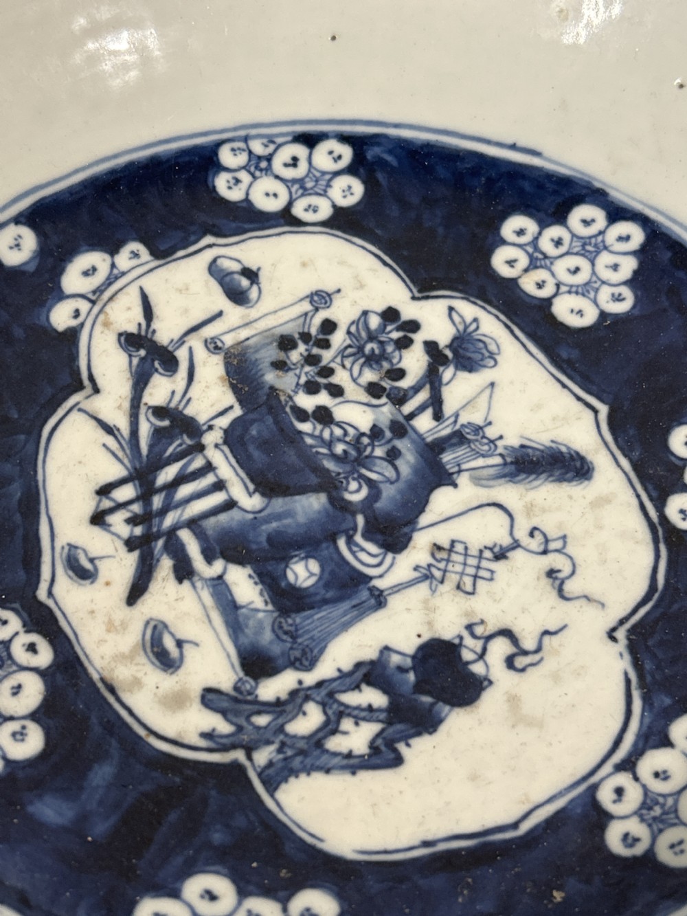 Large 19thc Chinese  Blue & White bowl decorated in the antiques pattern View II