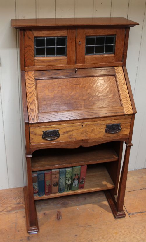 Small Light Oak Arts and Crafts Oak Bureau Bookcase (England, C. 1900)
